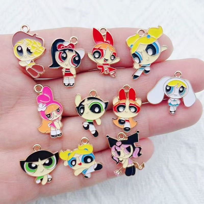 Jewelry Making Party - 10個入り 合金製オイルドリップ漫画ガールペンダント、DIYジュエリー製作イヤリングキーホルダーアクセサリー